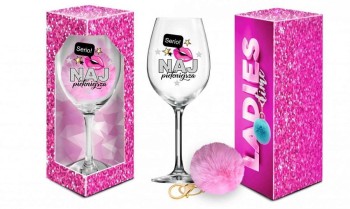Przejdź do produktu LADIES TIME   kieliszek do wina Signoria 700ml + pompon    Najpiękniejsza