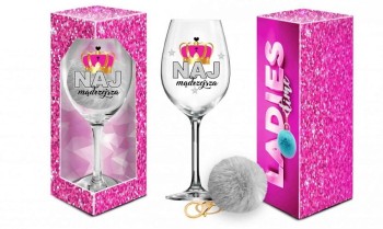 Przejdź do produktu LADIES TIME   kieliszek do wina Signoria 700ml + pompon    Najmądrzejsza
