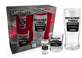 Przejdź do produktu NIEZBĘDNIK KAWALERSKI zestaw: szklanka do piwa 400ml, szklanka do whisky 270ml, kieliszek do wódki 35ml (czarny)
